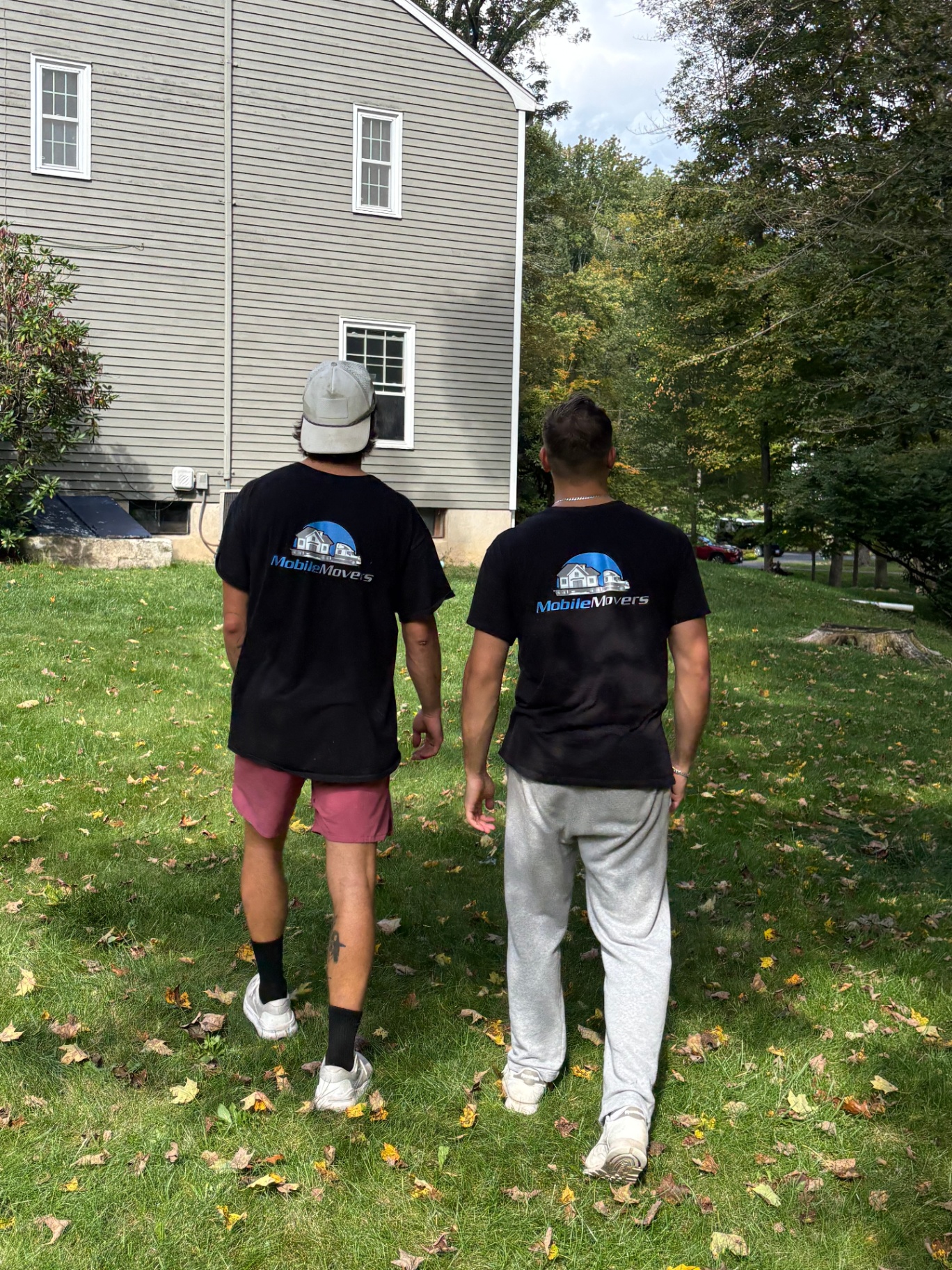 Mobile Movers team on the job